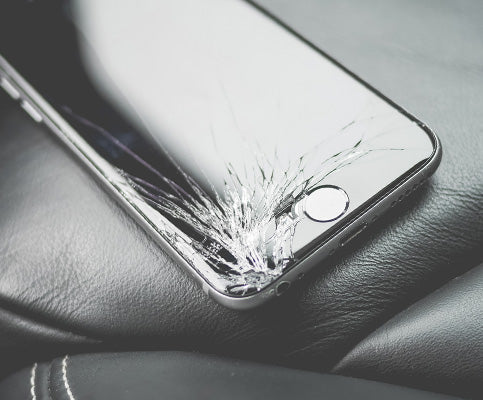 9 Practical Things to Do With a Shattered iPhone Screen
