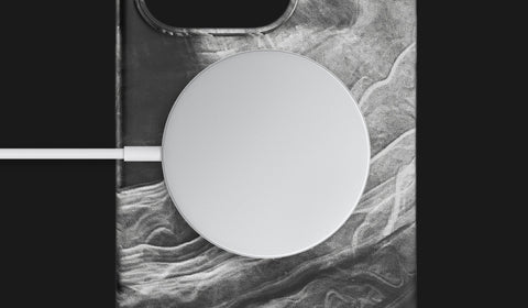 Ultra-strong, embedded MagSafe magnets ensure effortless, wireless charging and accessory compatibility.