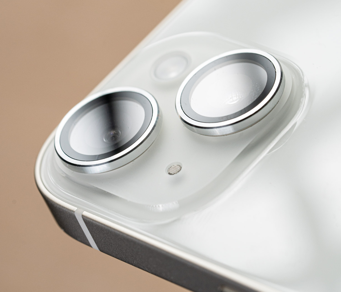 Ergonomic features of Ace Pro iPhone 14 cases